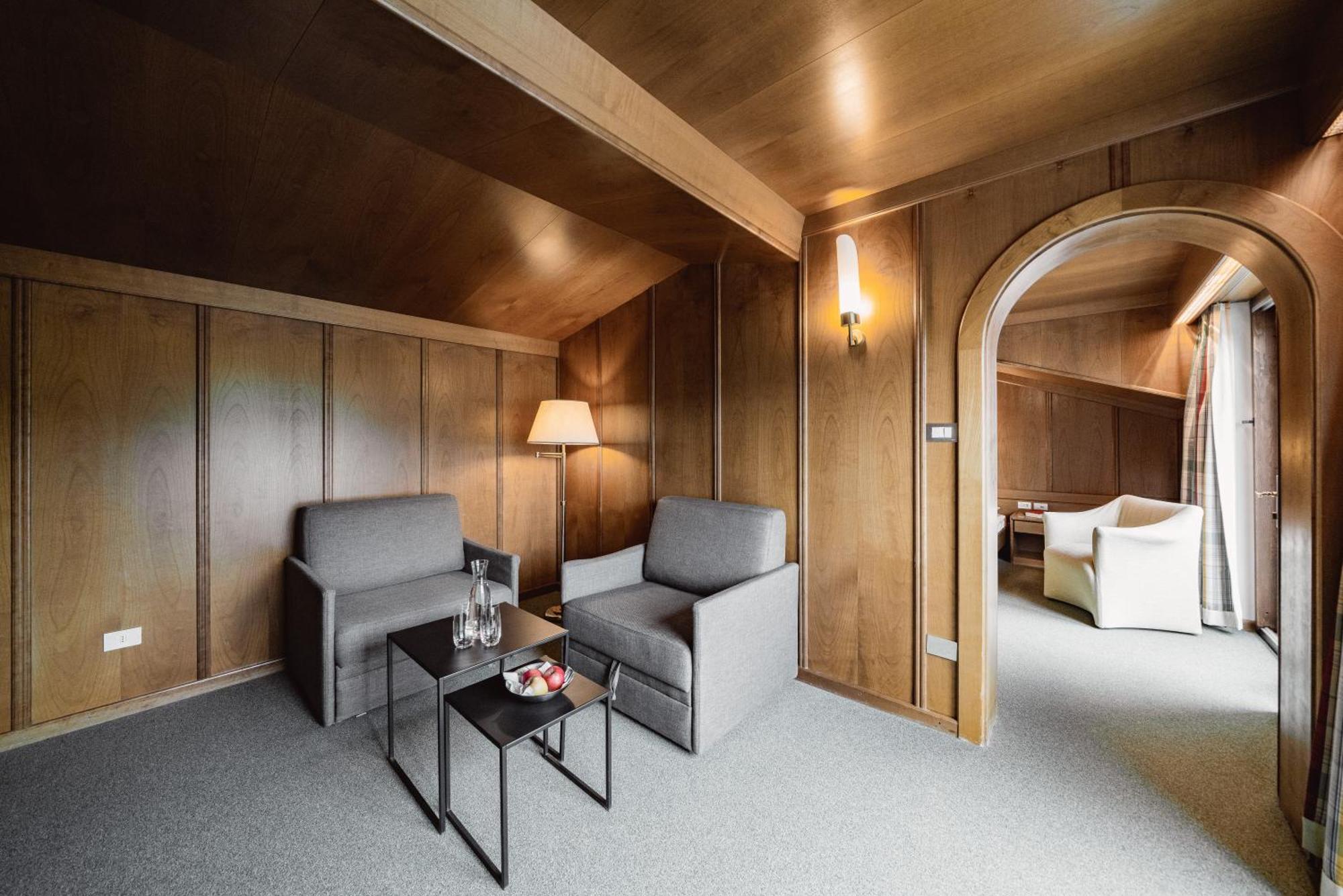 Hotel Plaza 3*