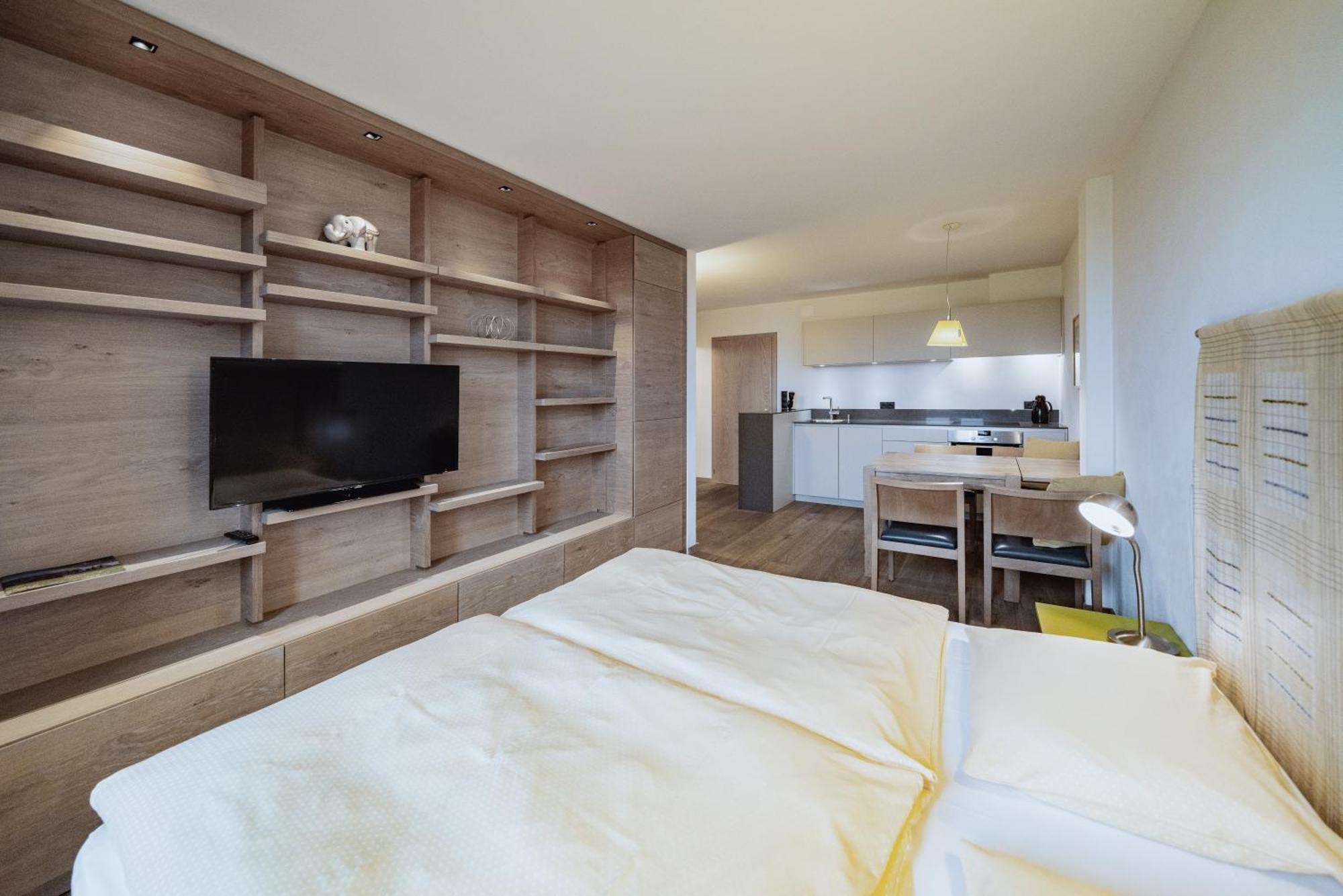 Hotel Plaza 3*